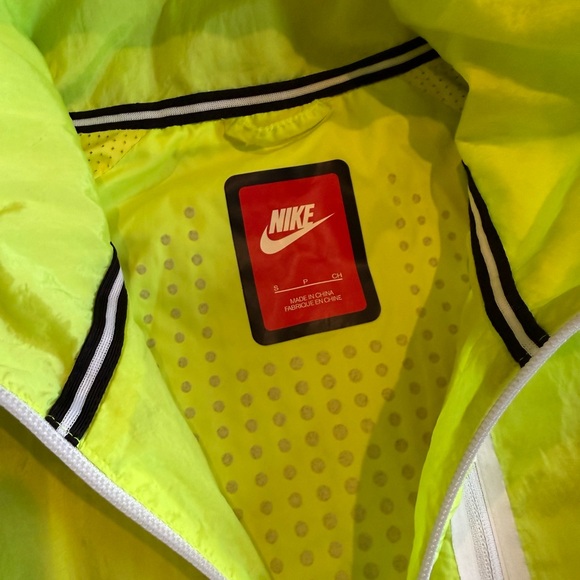 Nike Tech Aeroshield Moto Cape Windbreaker Jacket in Volt/White - Picture 7 of 11